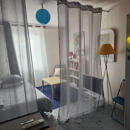Joli Boheme Sous Les Toits De דירה *